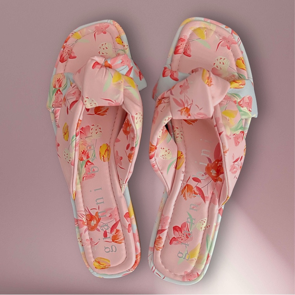Gianni Bini Pink Floral Sandals